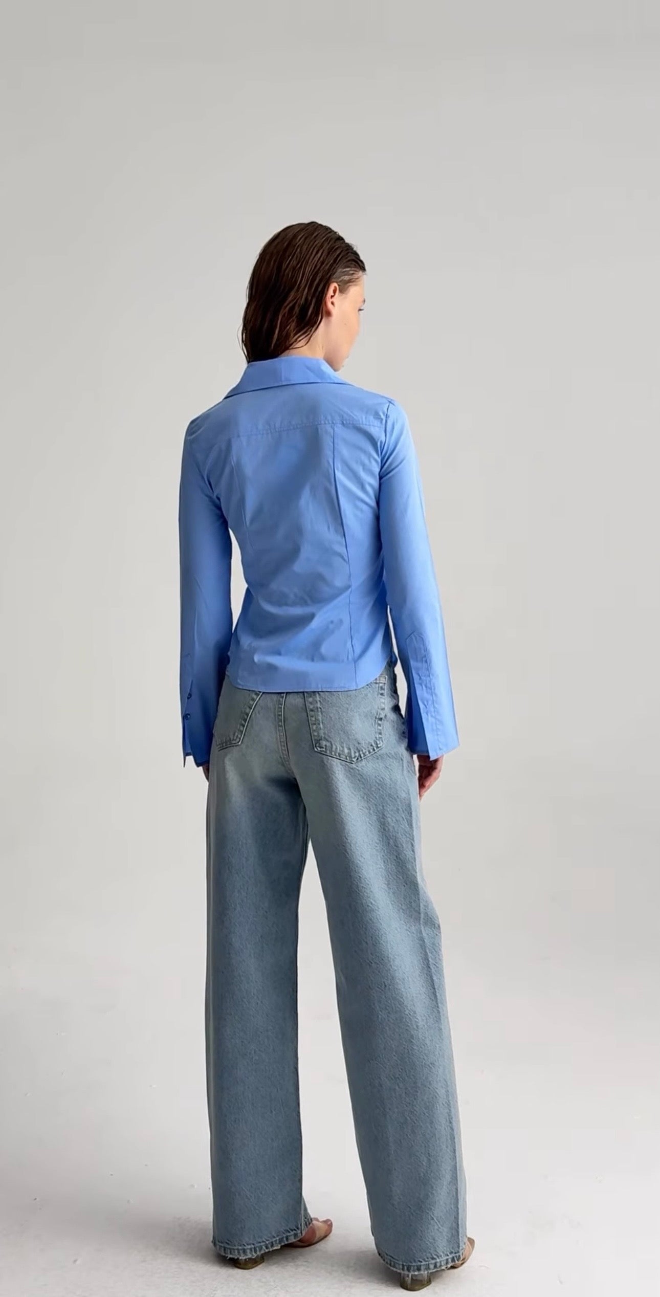 Blue tailored slim fit shirt