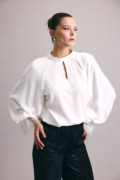 White Satin blouse with dantel